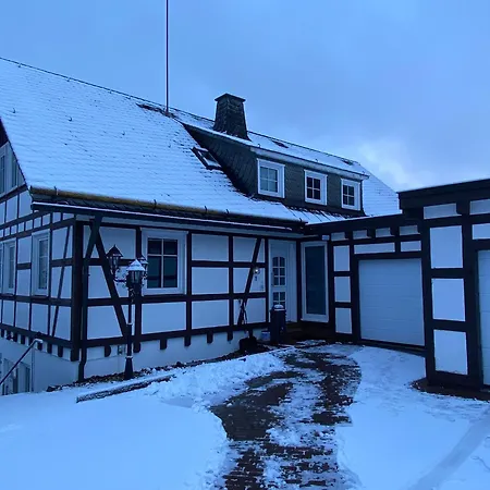 Unterm Dumel In * Вінтерберг